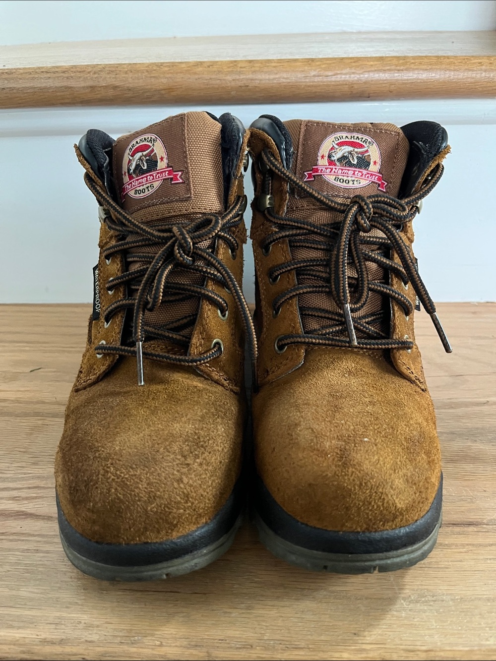 Brahma steel toe boots woman size  6 Brown Suede Lace-Up Work Boots